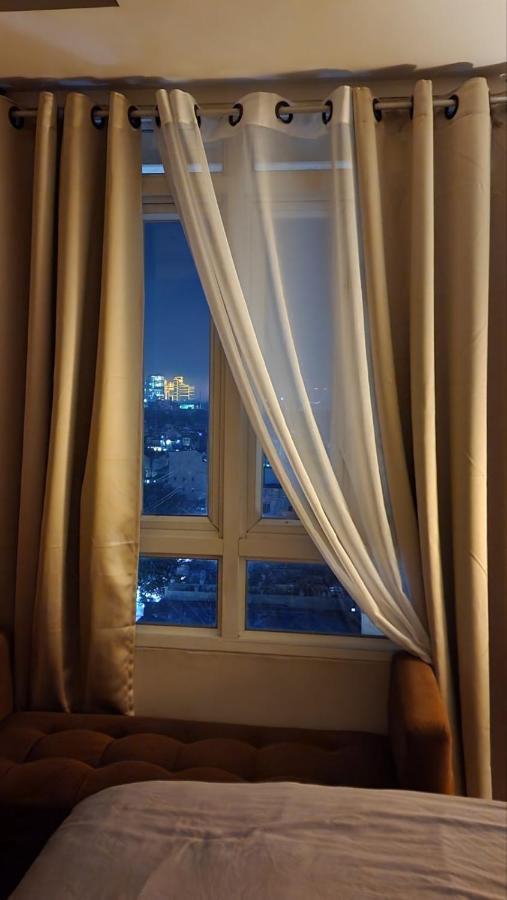 Alps At 150 Newport Blvd Condominum Near T3 Pasay Kültér fotó