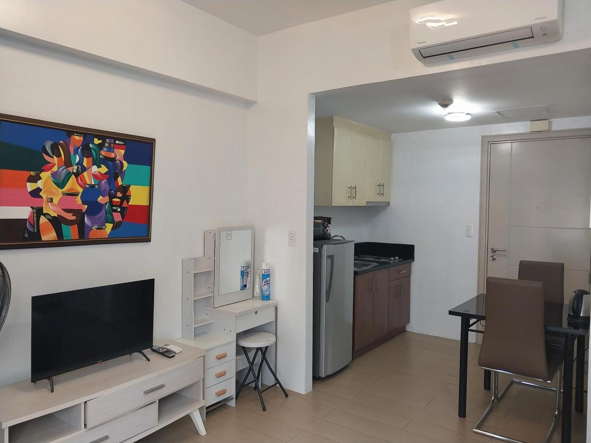 Alps At 150 Newport Blvd Condominum Near T3 Pasay Kültér fotó